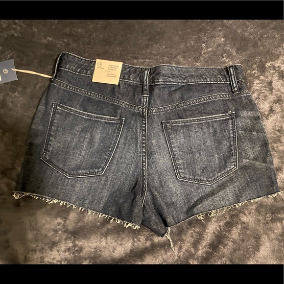 🔥New sz10 high-rise Shortie Shorts.Fitted hip&leg.AWESOME BUY! - Picture 3 of 6